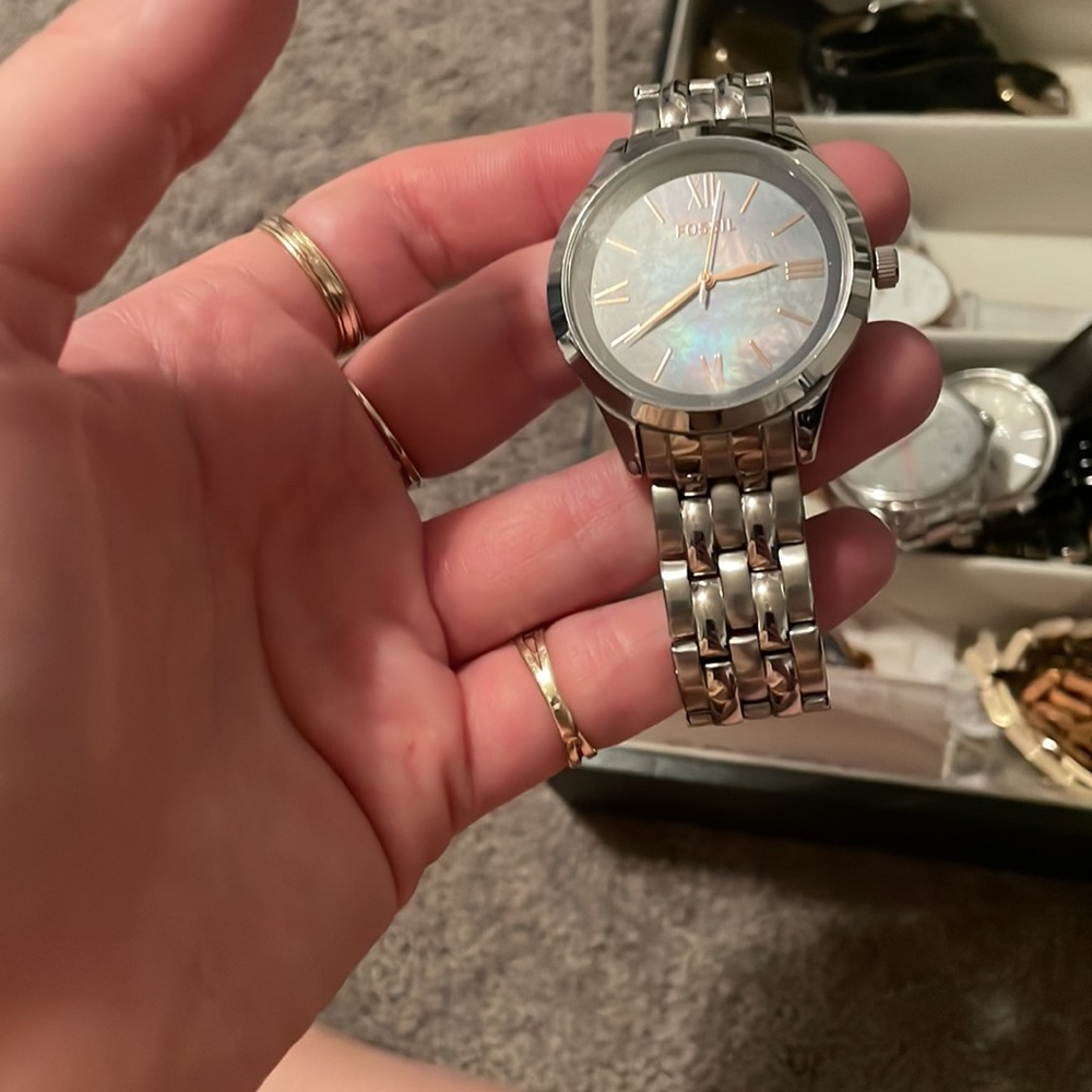 Fossil Watch - image 4